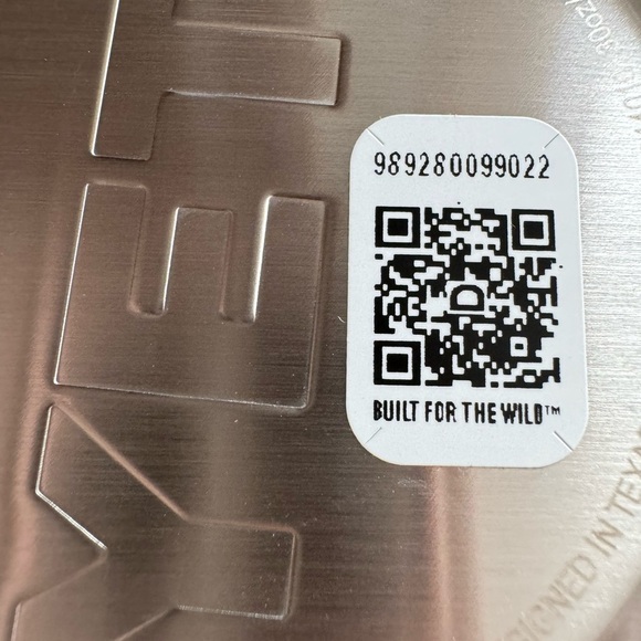 YETI NWT ramblers X2 with company logos. Back to school - Picture 7 of 8